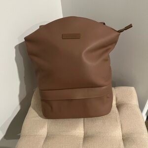 Willow Pump Anywhere Bag